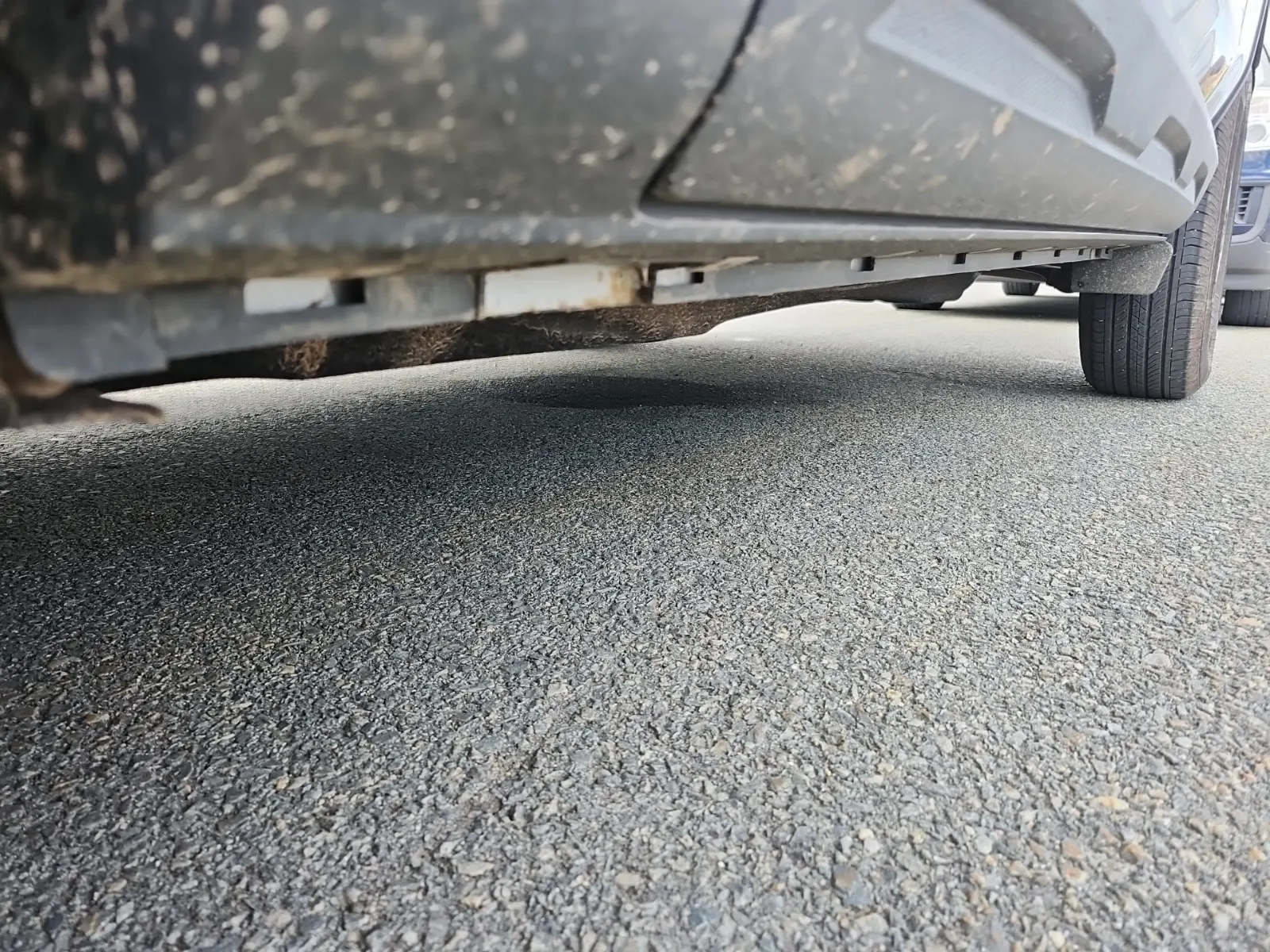 Undercarriage - Driver Photo