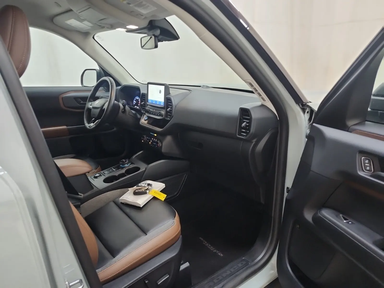 Right Side Interior Photo