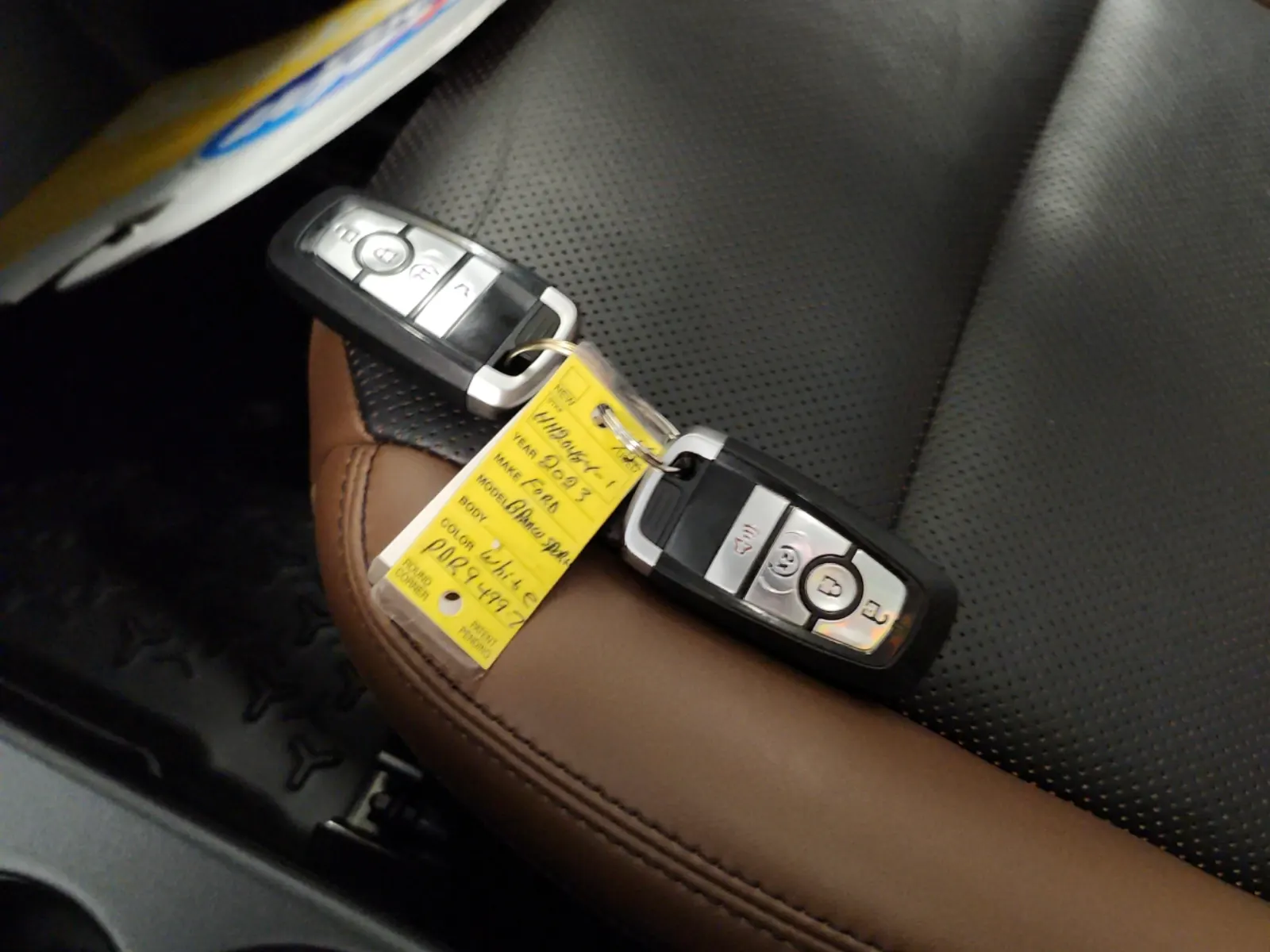Keys/Fobs/Manual Photo