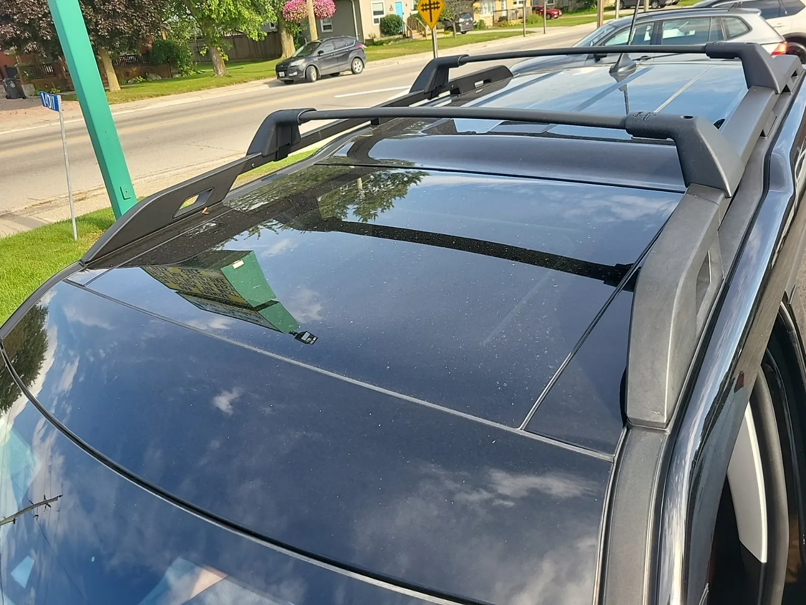 Exterior Roof Photo