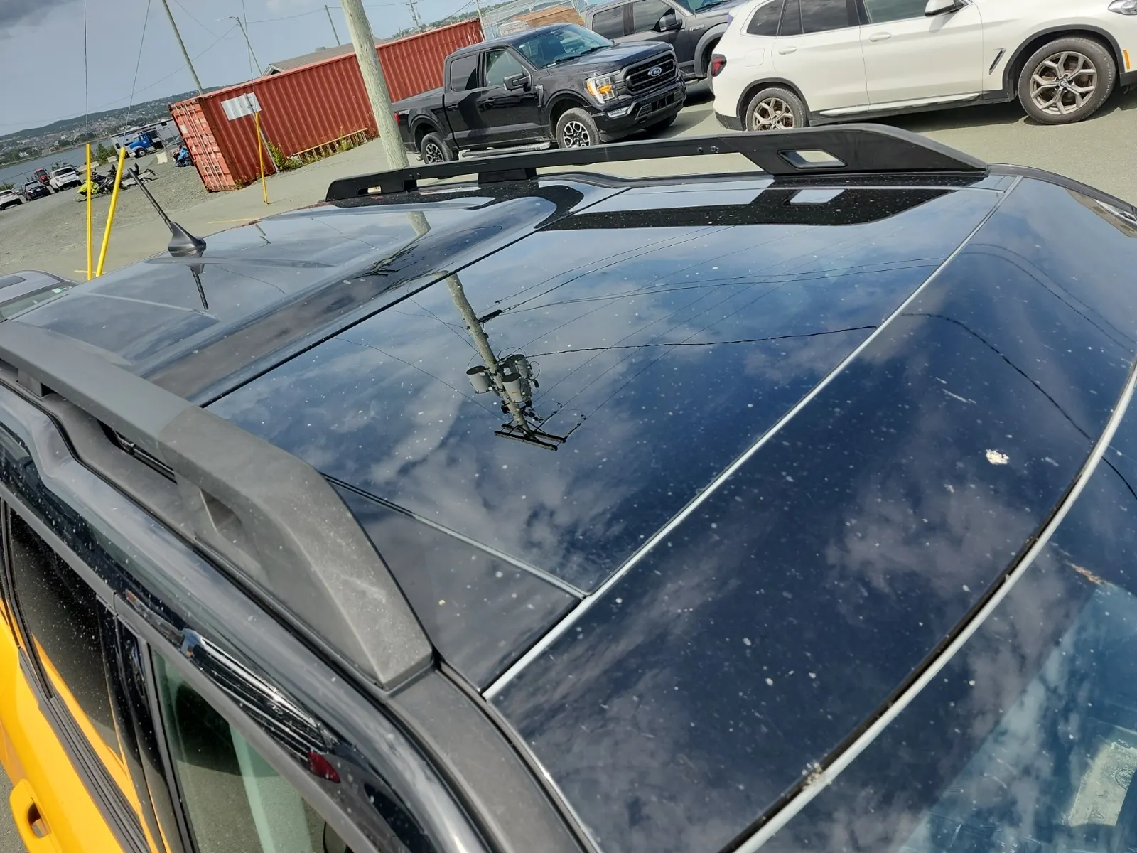 Exterior Roof Photo