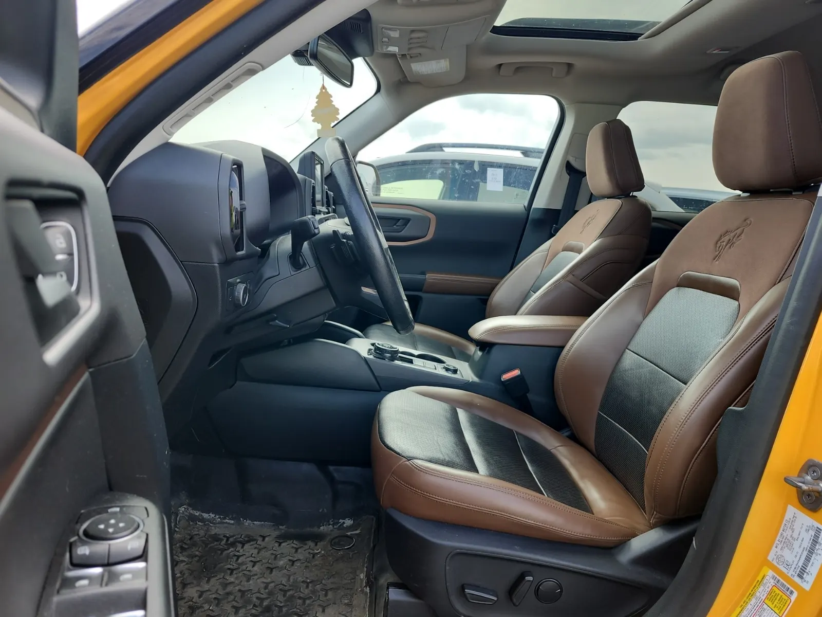 Front Interior Photo
