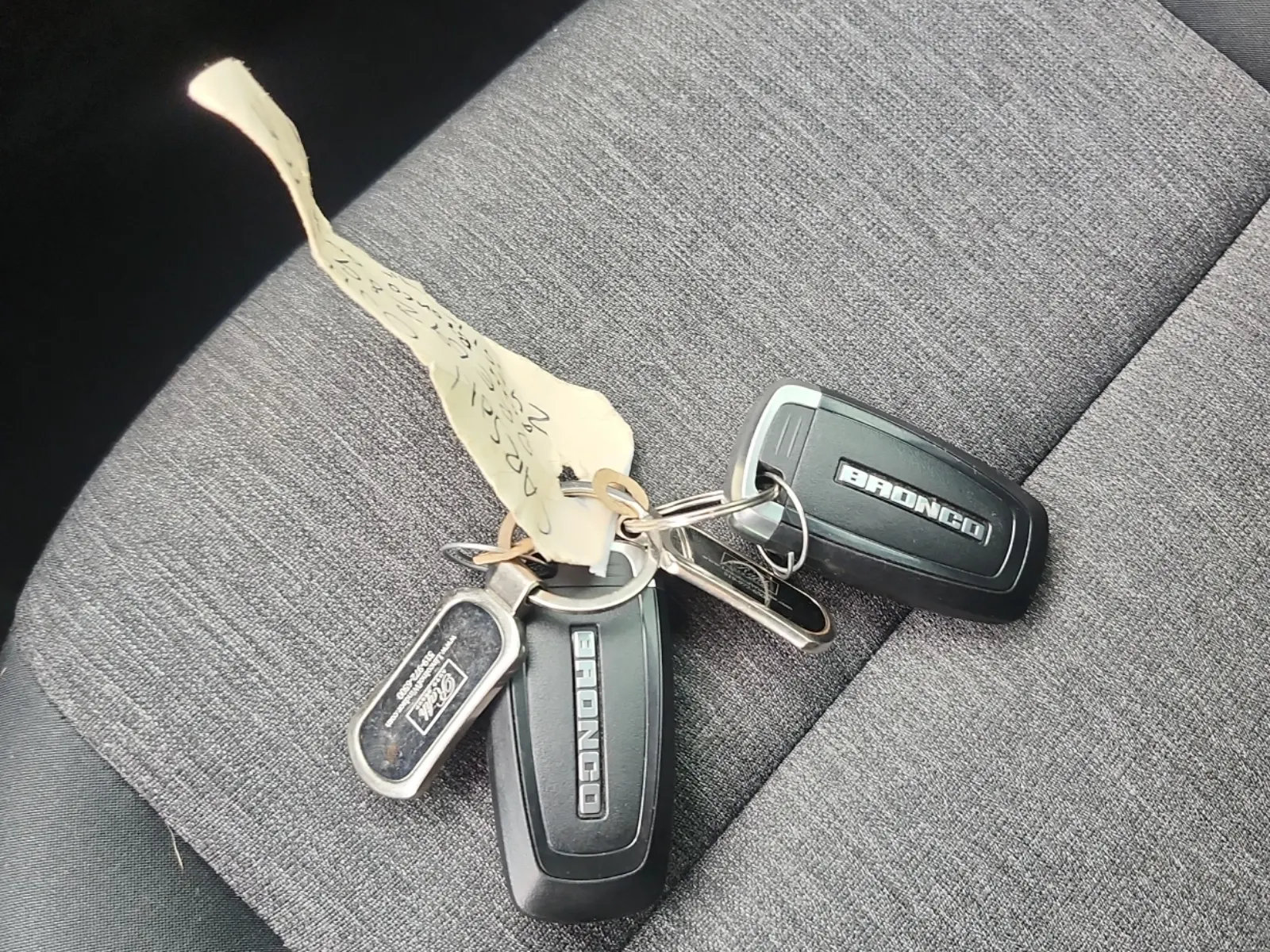 Keys/Fobs/Manual Photo