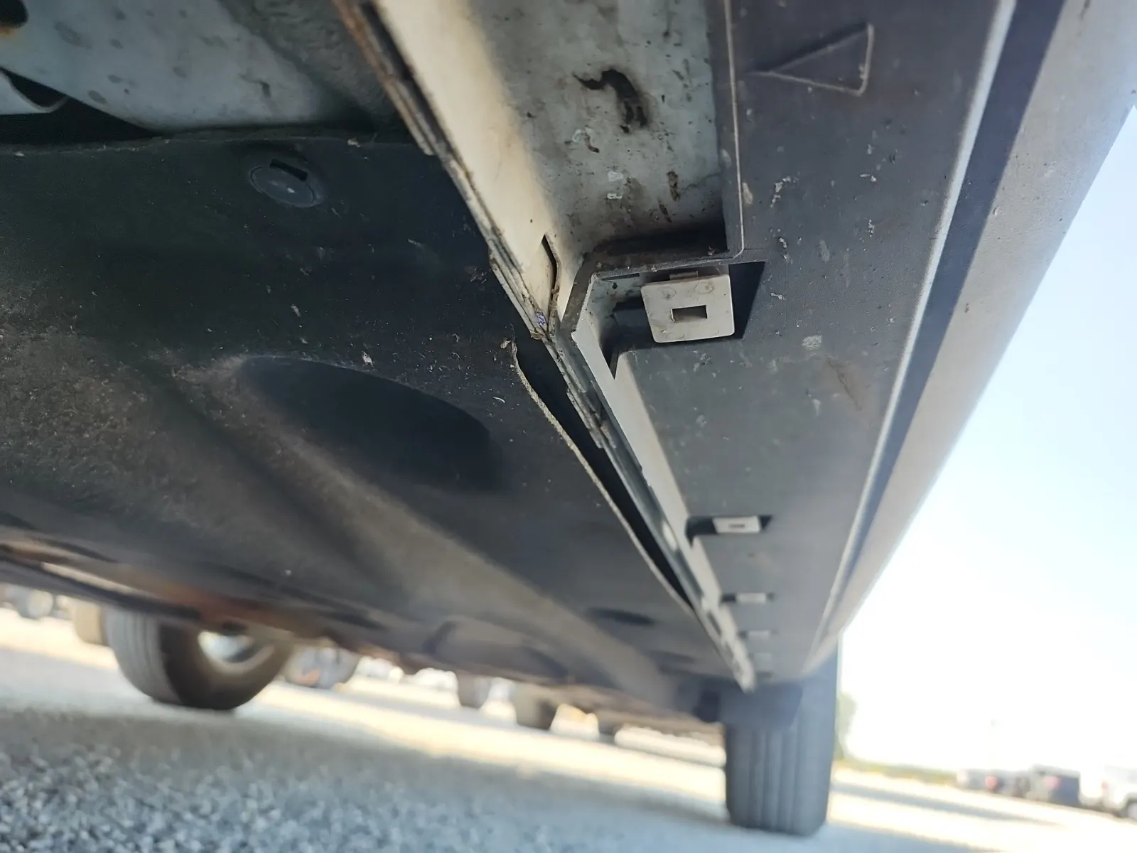 Undercarriage - Driver Photo