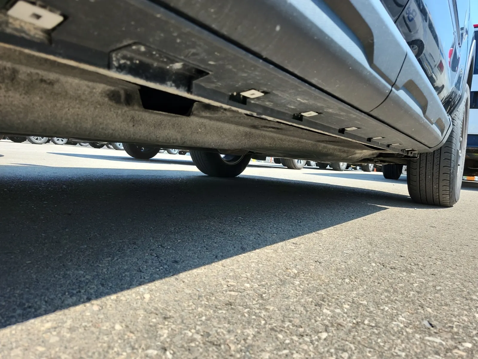 Undercarriage - Passenger Photo