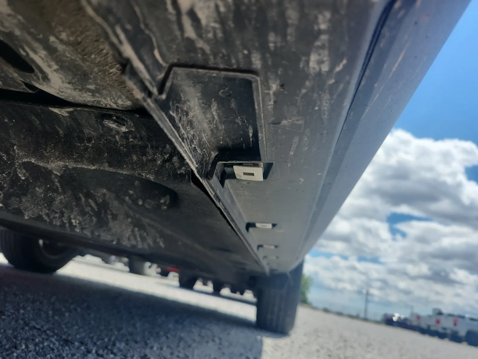 Undercarriage - Driver Photo