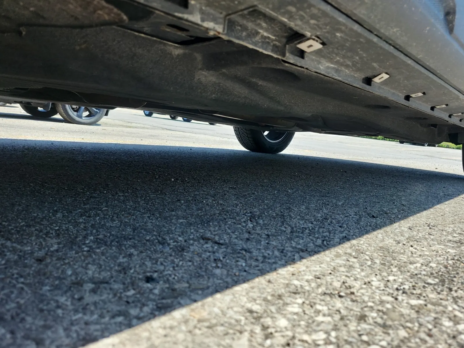 Undercarriage - Driver Photo