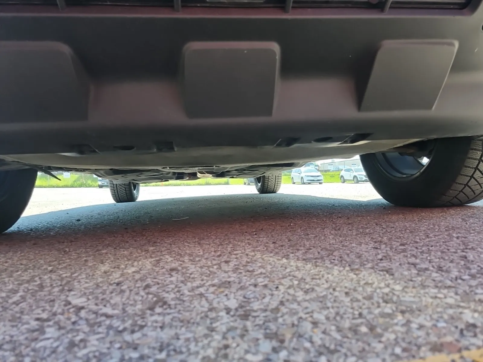 Undercarriage - Front Photo