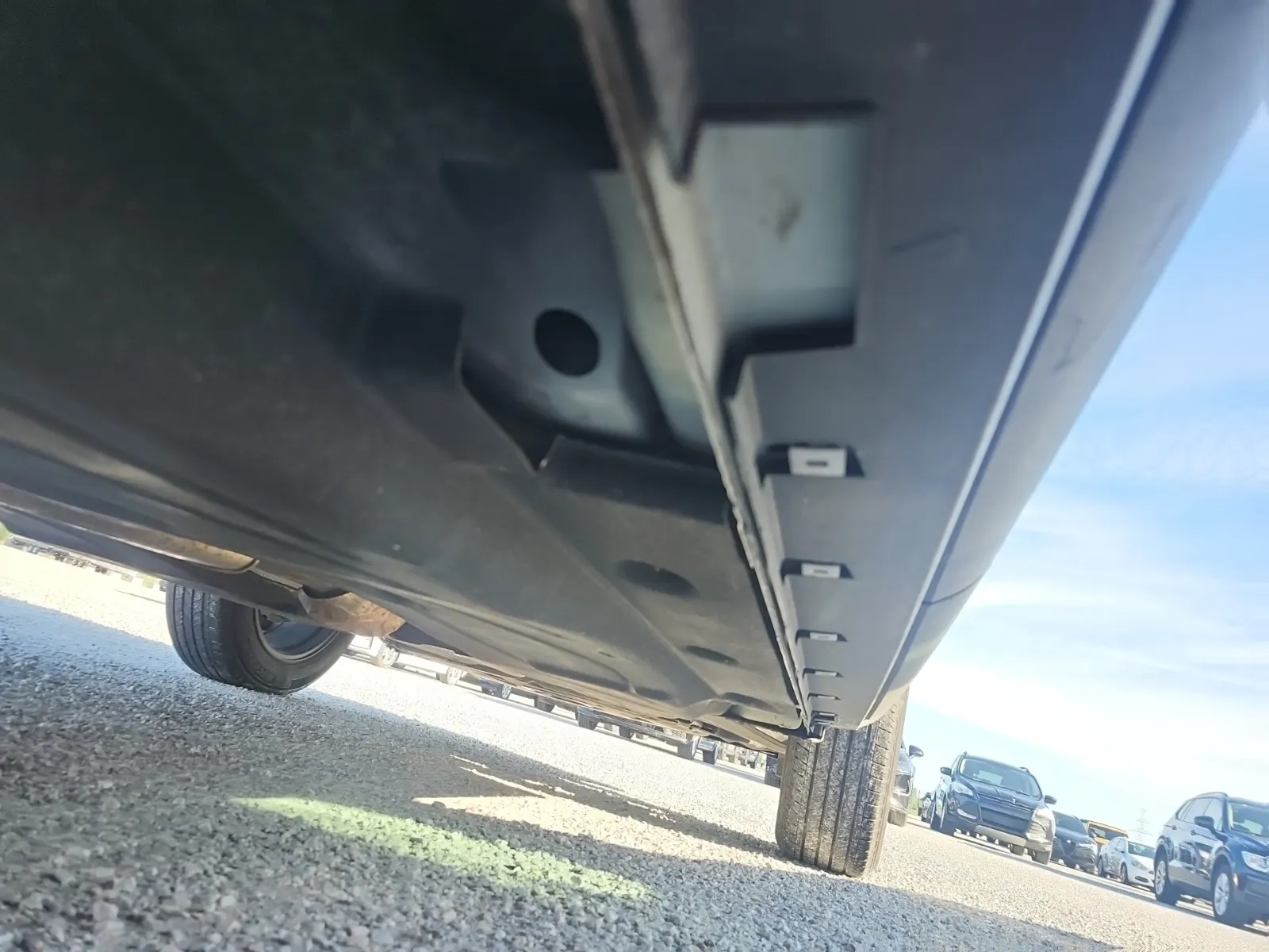 Undercarriage - Passenger Photo