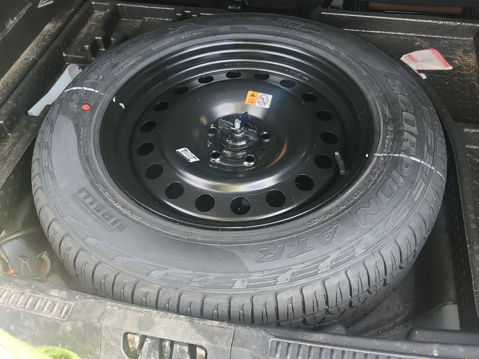 Spare Tire & Wheel Photo