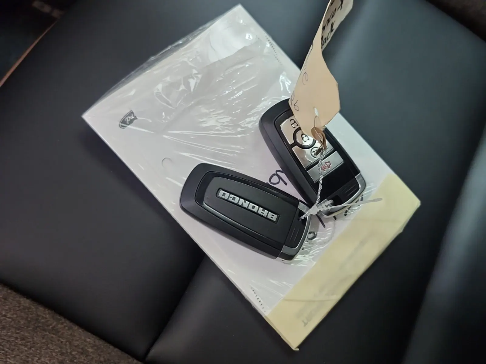 Keys/Fobs/Manual Photo
