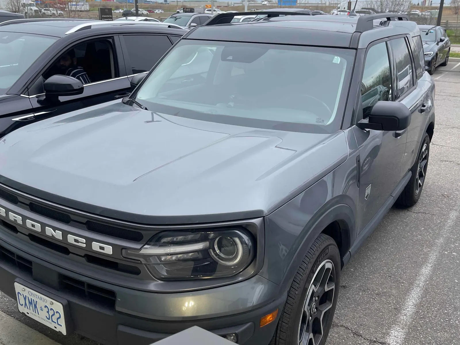 3/4 Front (Main image)
