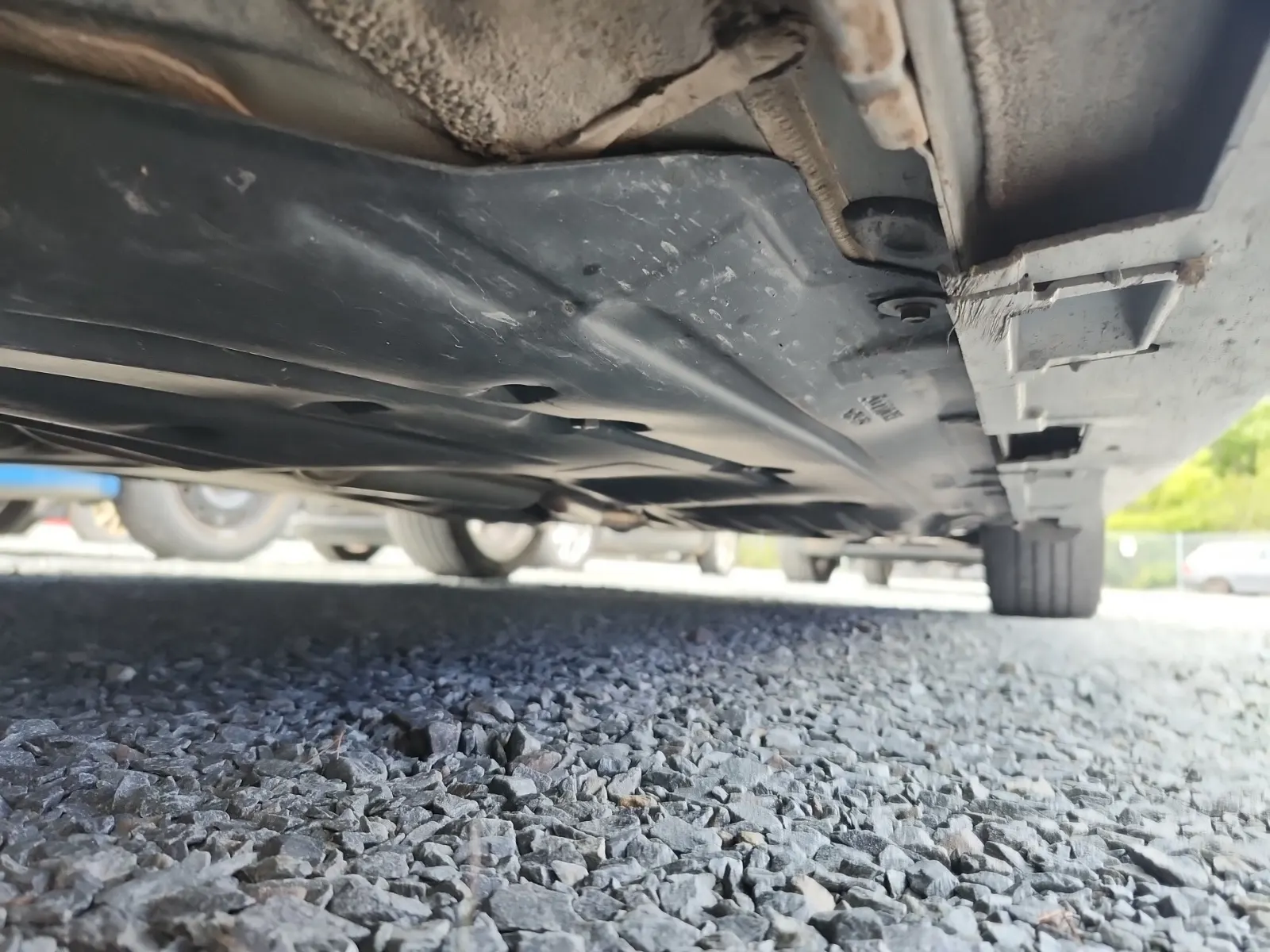 Undercarriage - Driver Photo