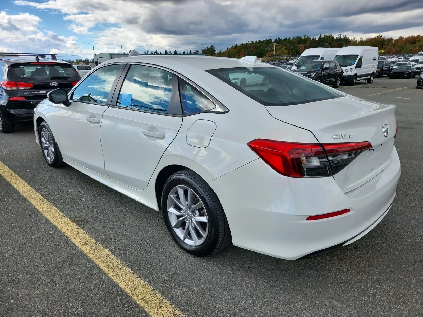 Driver Rear 3/4 Photo