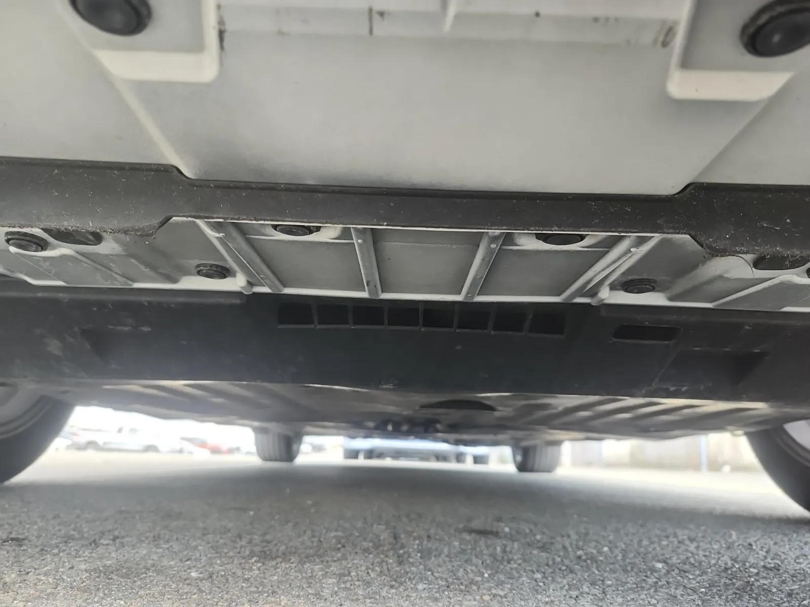 Undercarriage - Front Photo
