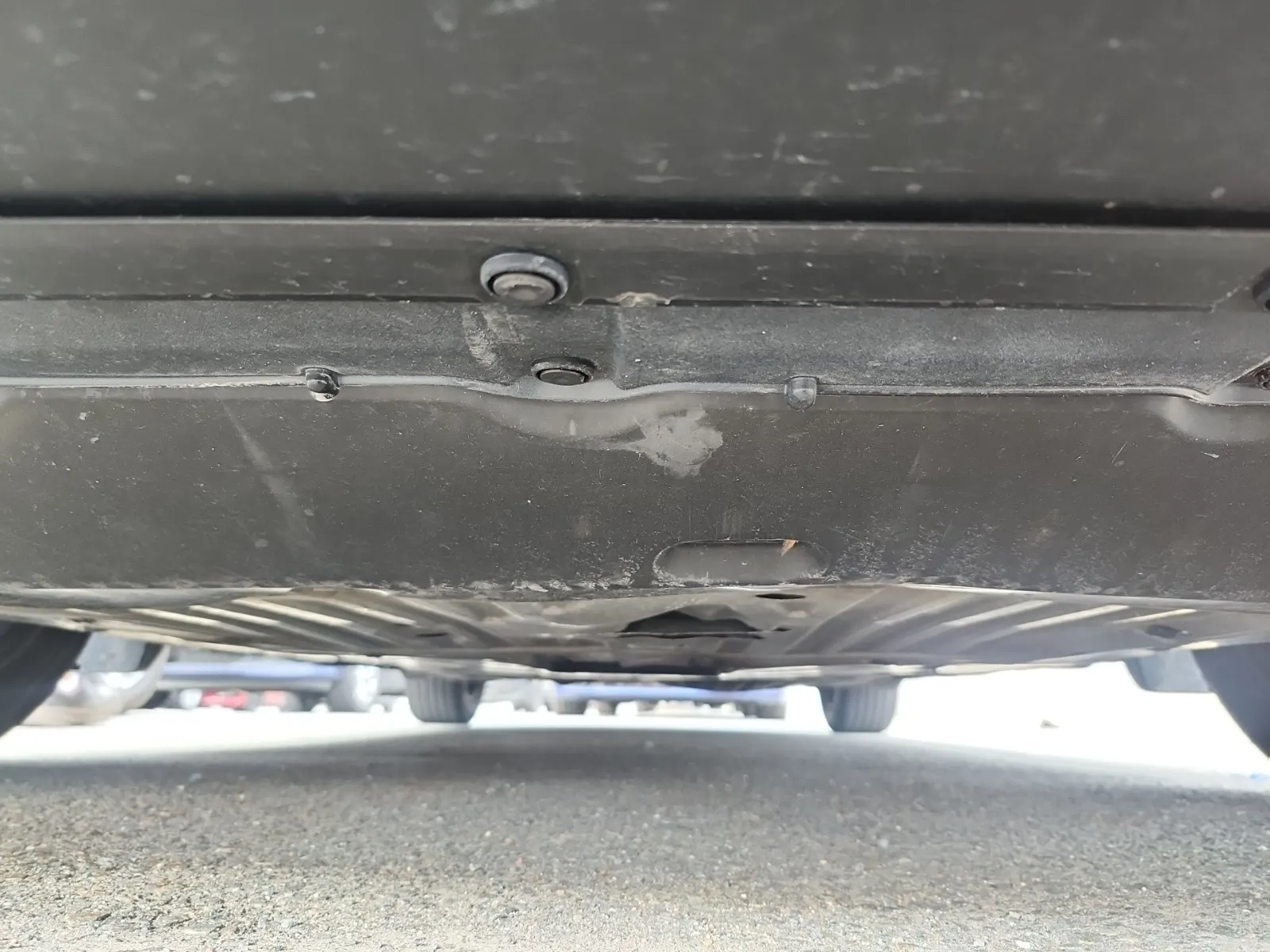 Undercarriage - Front Photo