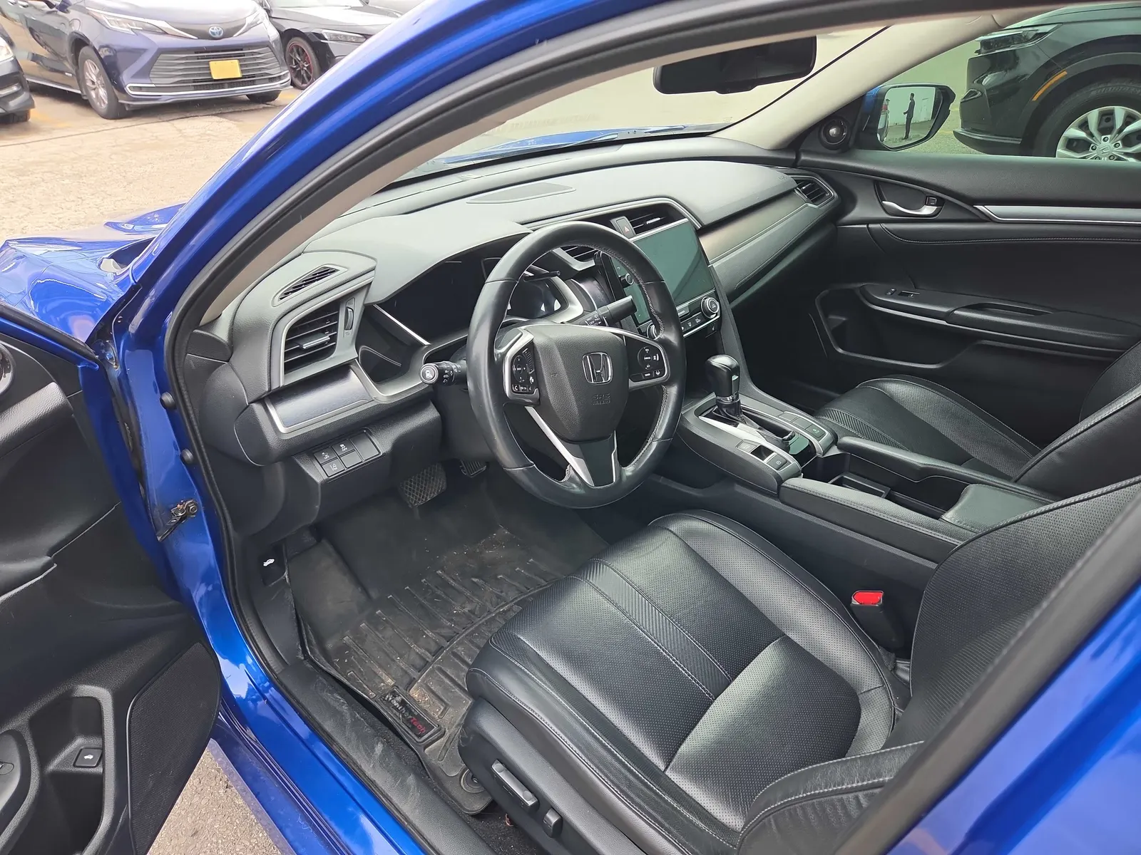 Interior driver side
