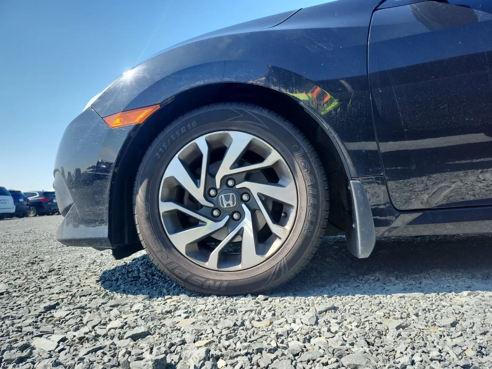 Front driver wheel/tire photo