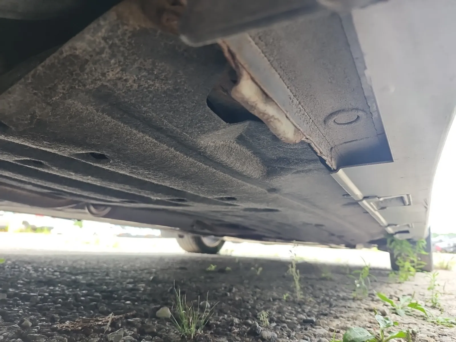 Undercarriage - Passenger Photo