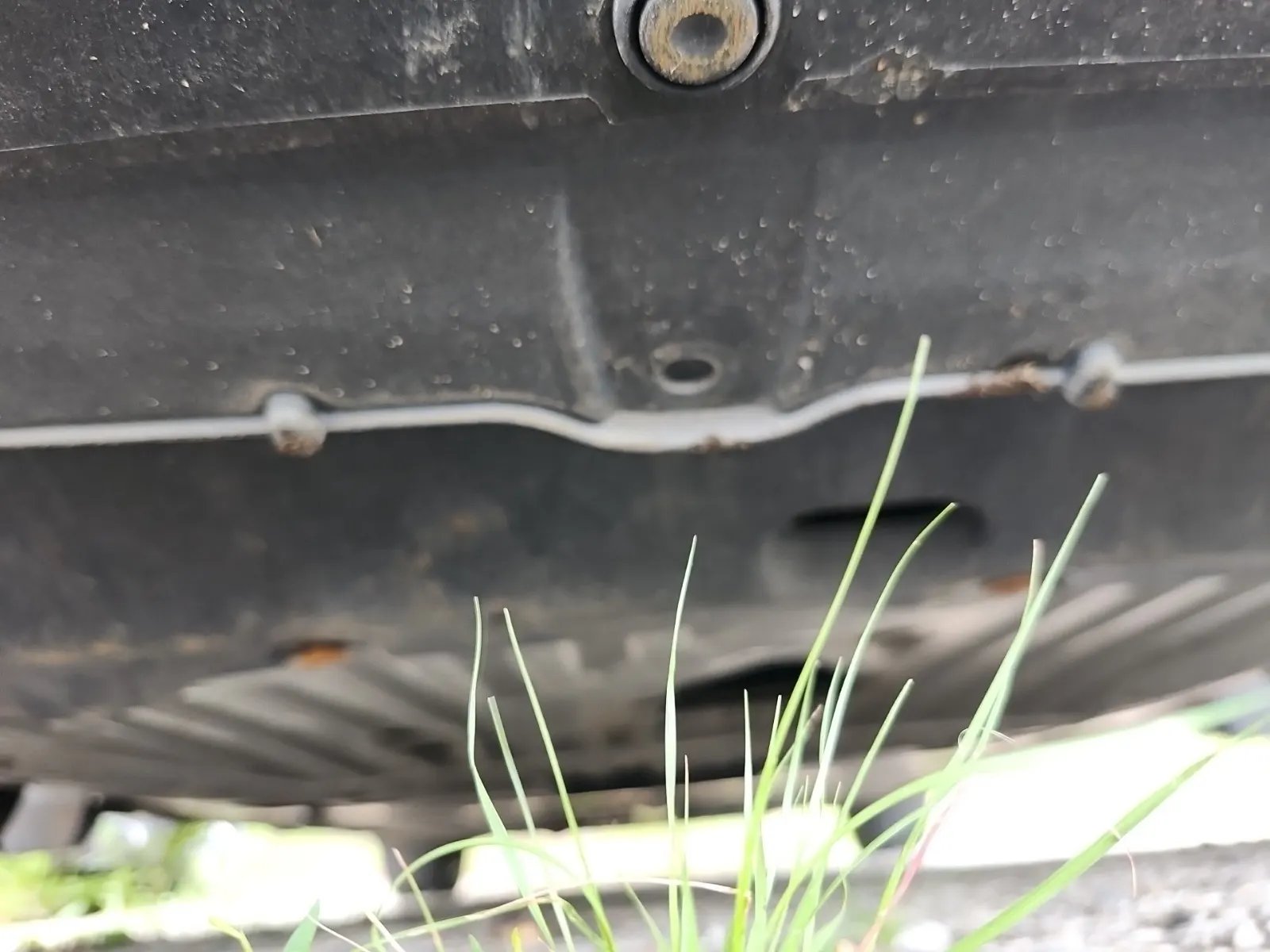 Undercarriage - Front Photo