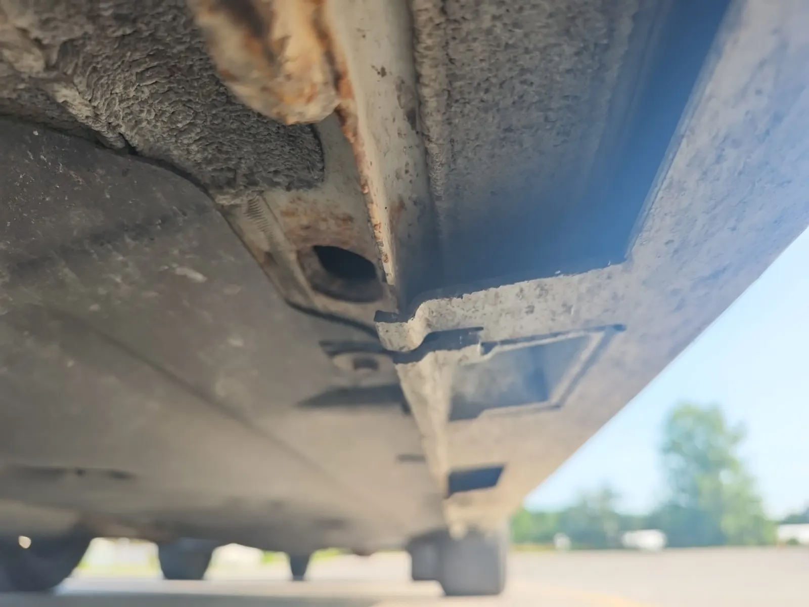 Undercarriage - Driver Photo