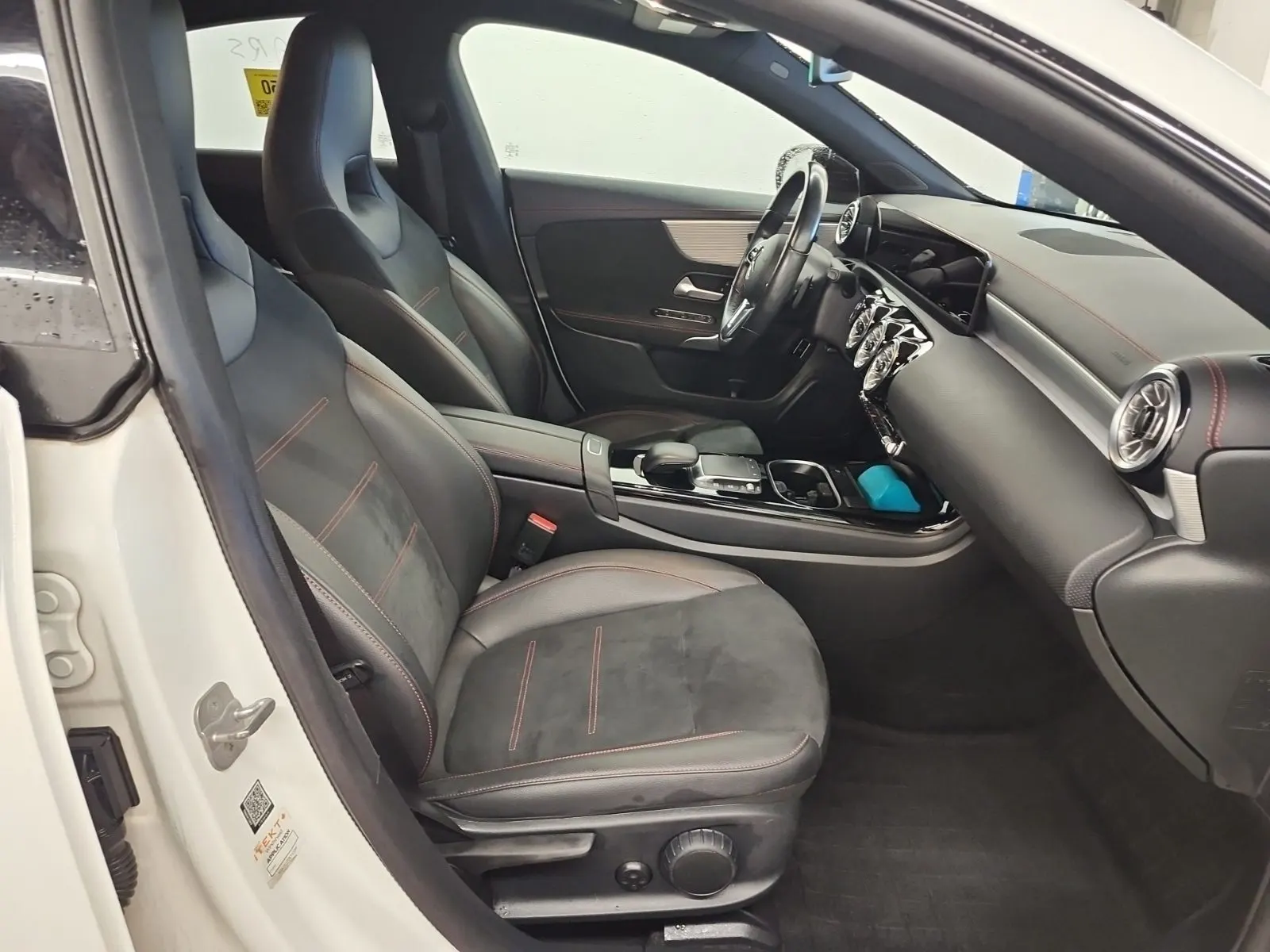 Right Side Interior Photo