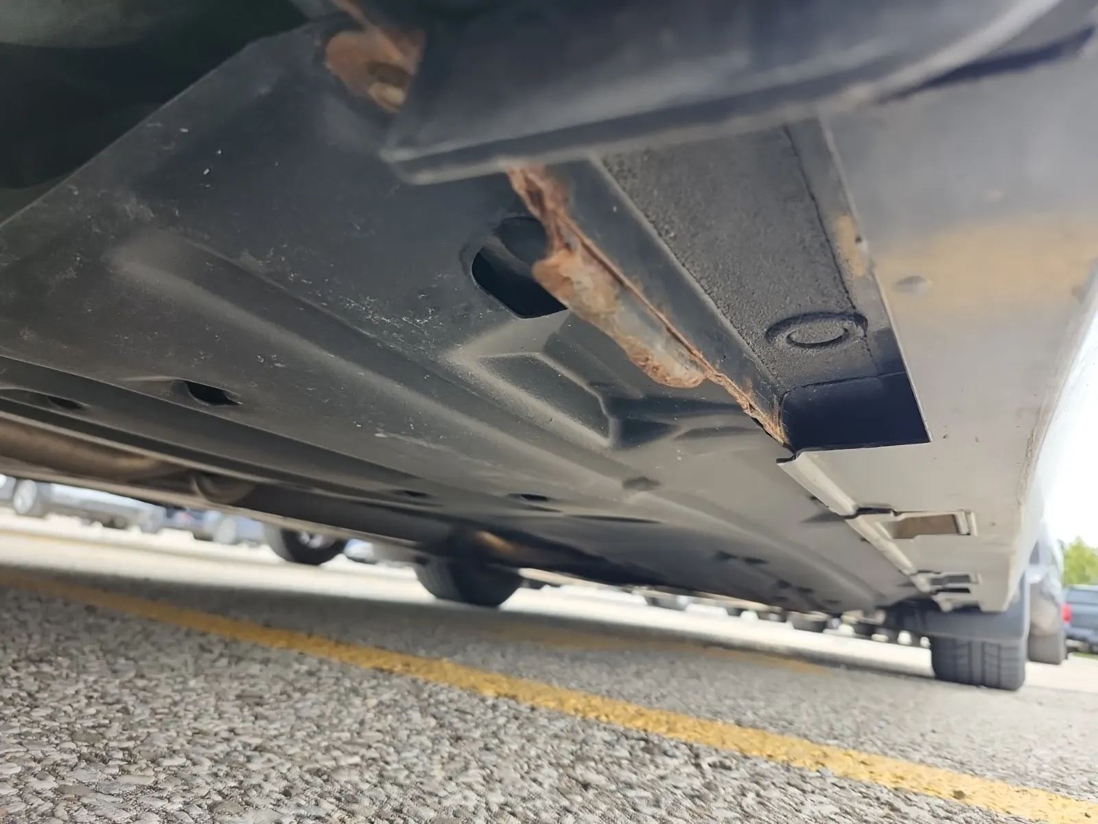 Undercarriage - Passenger Photo