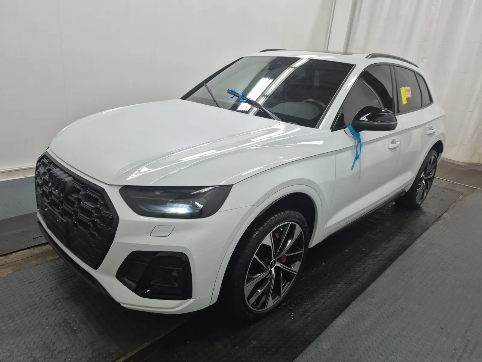 2023 Audi SQ5