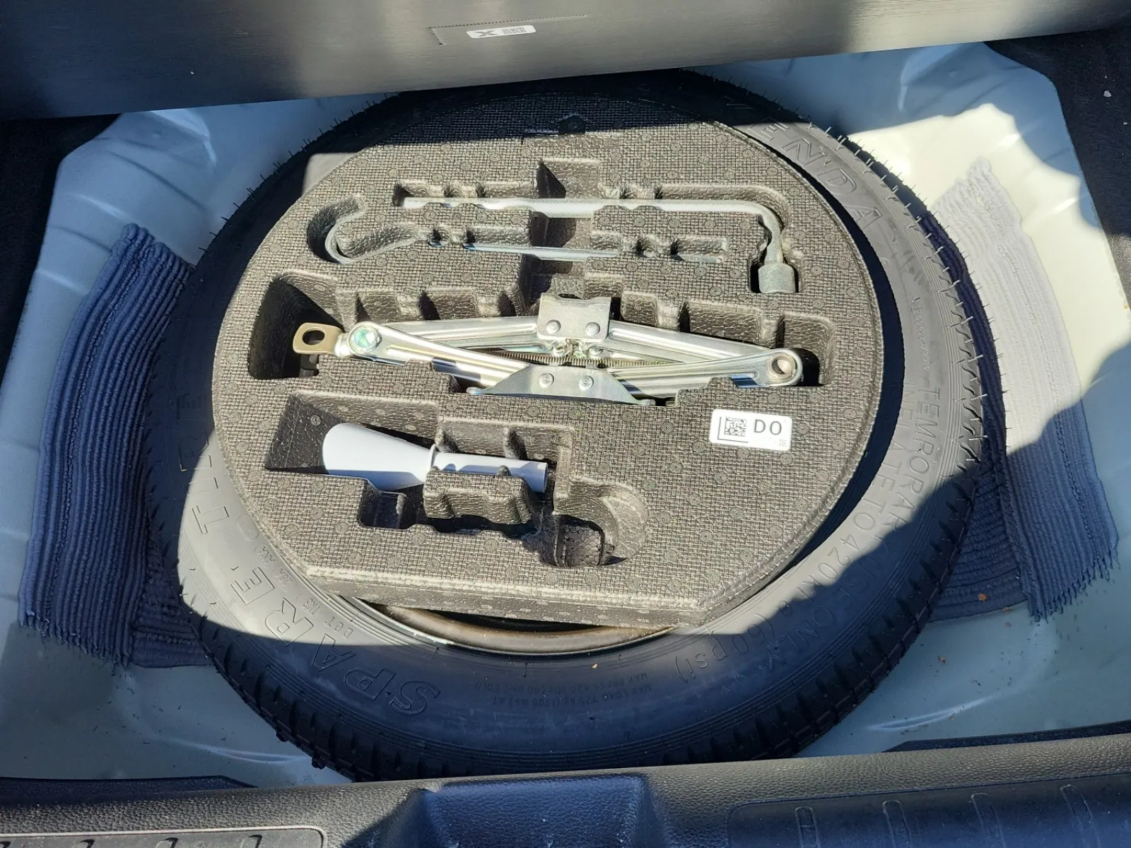 Spare Tire & Wheel Photo