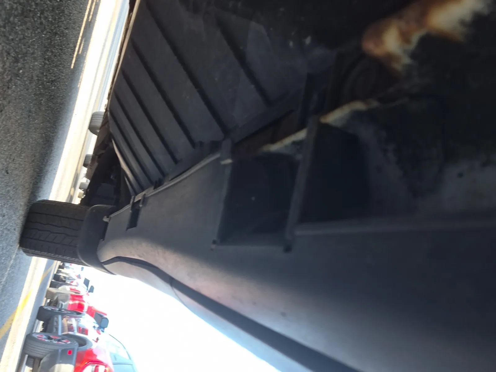 Undercarriage - Passenger Photo