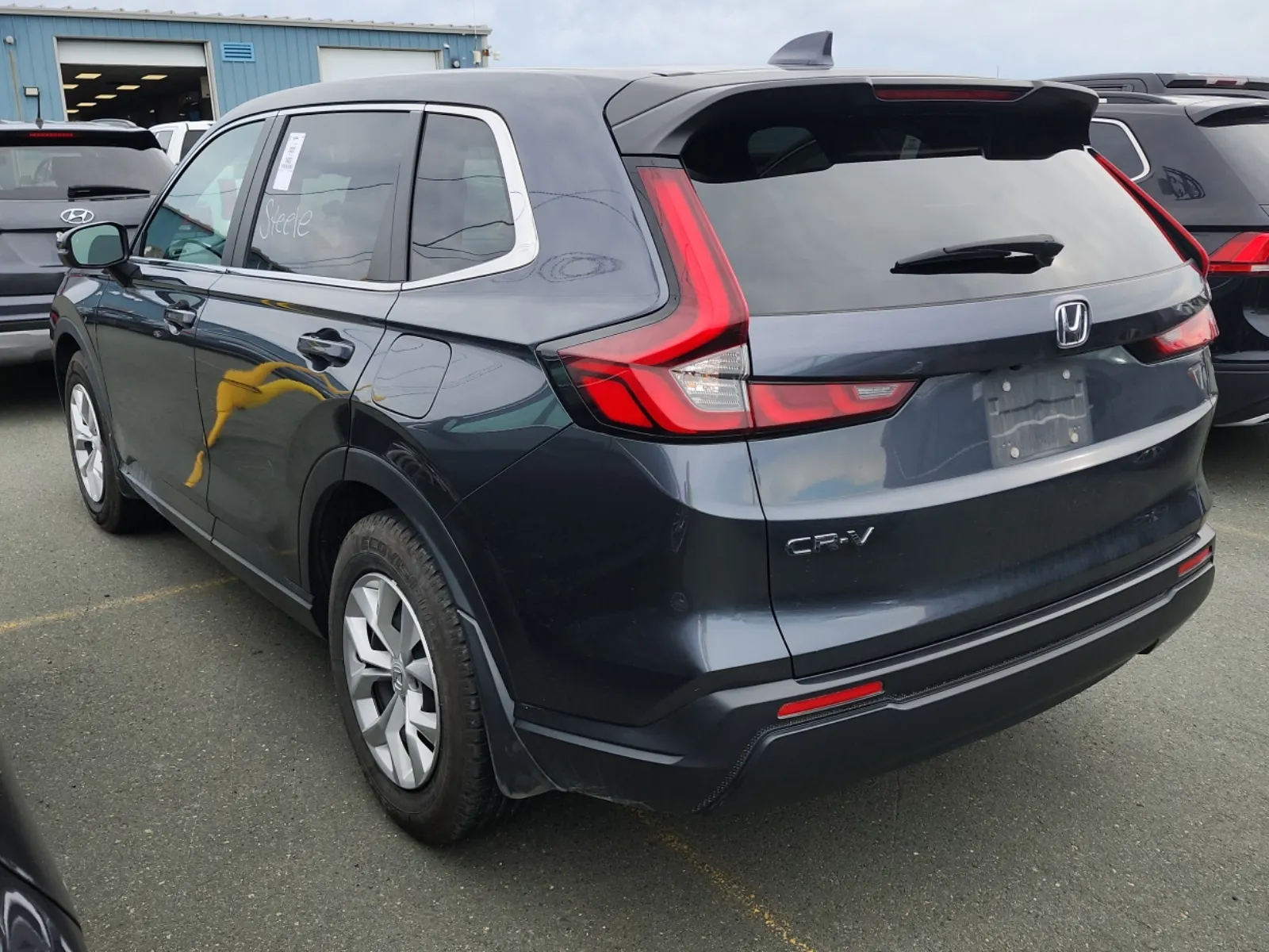 Driver Rear 3/4 Photo