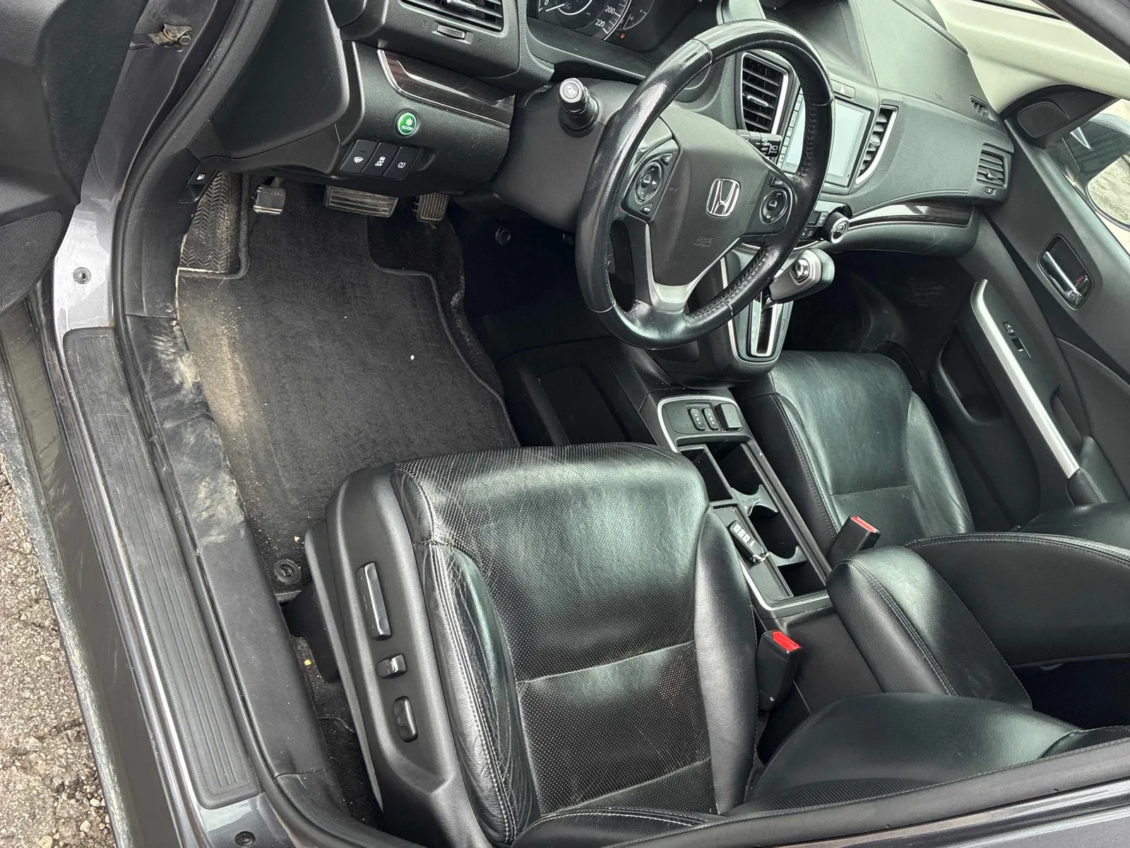 Interior driver side