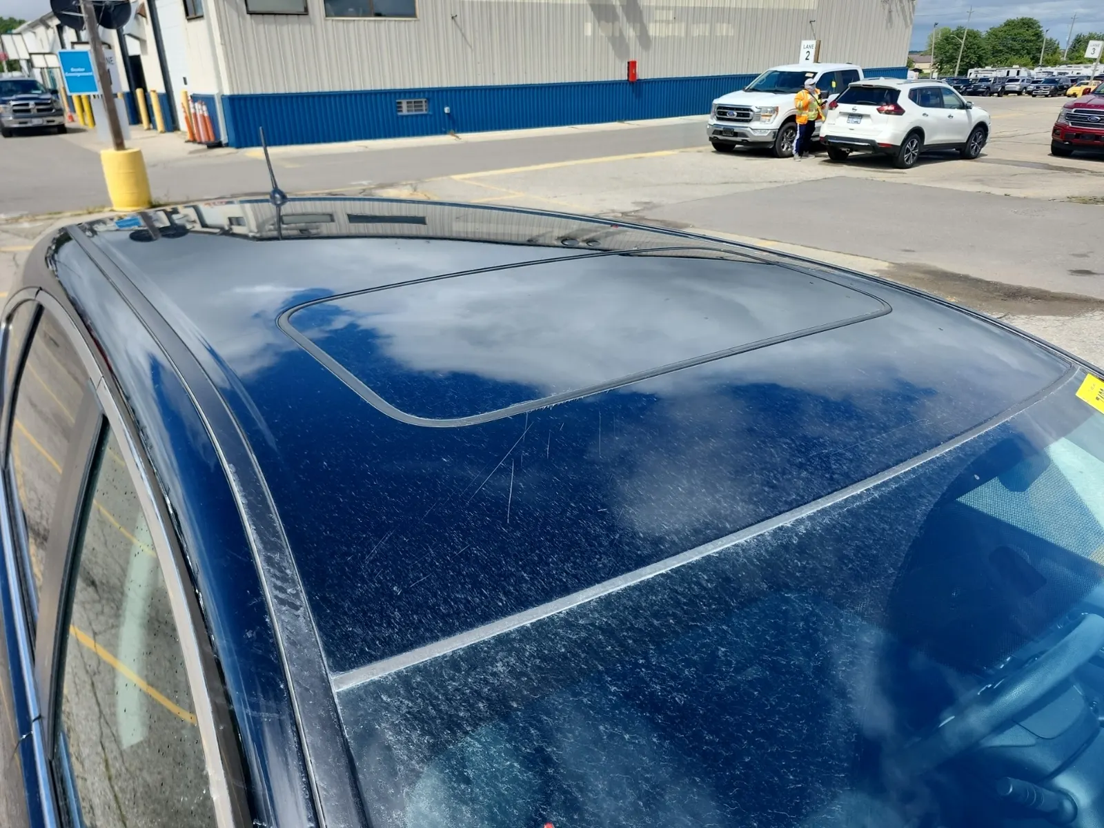 Exterior Roof Photo