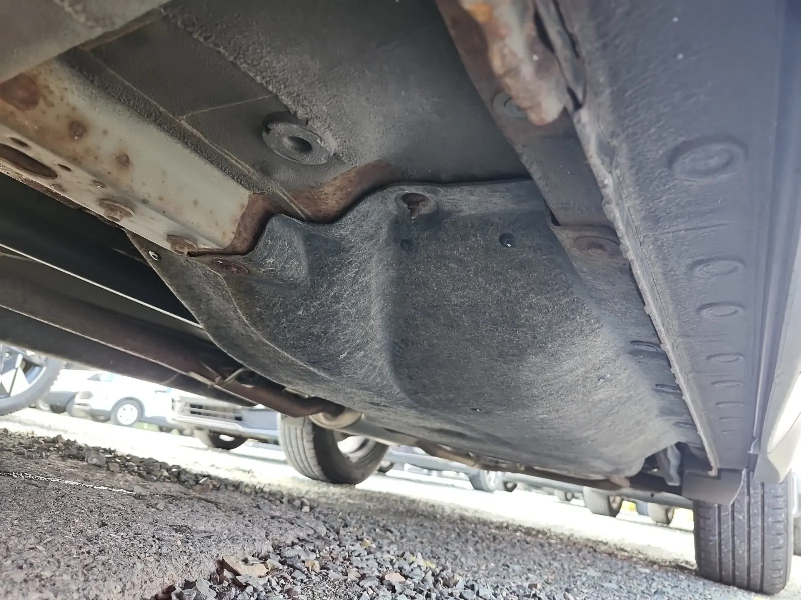 Undercarriage - Driver Photo