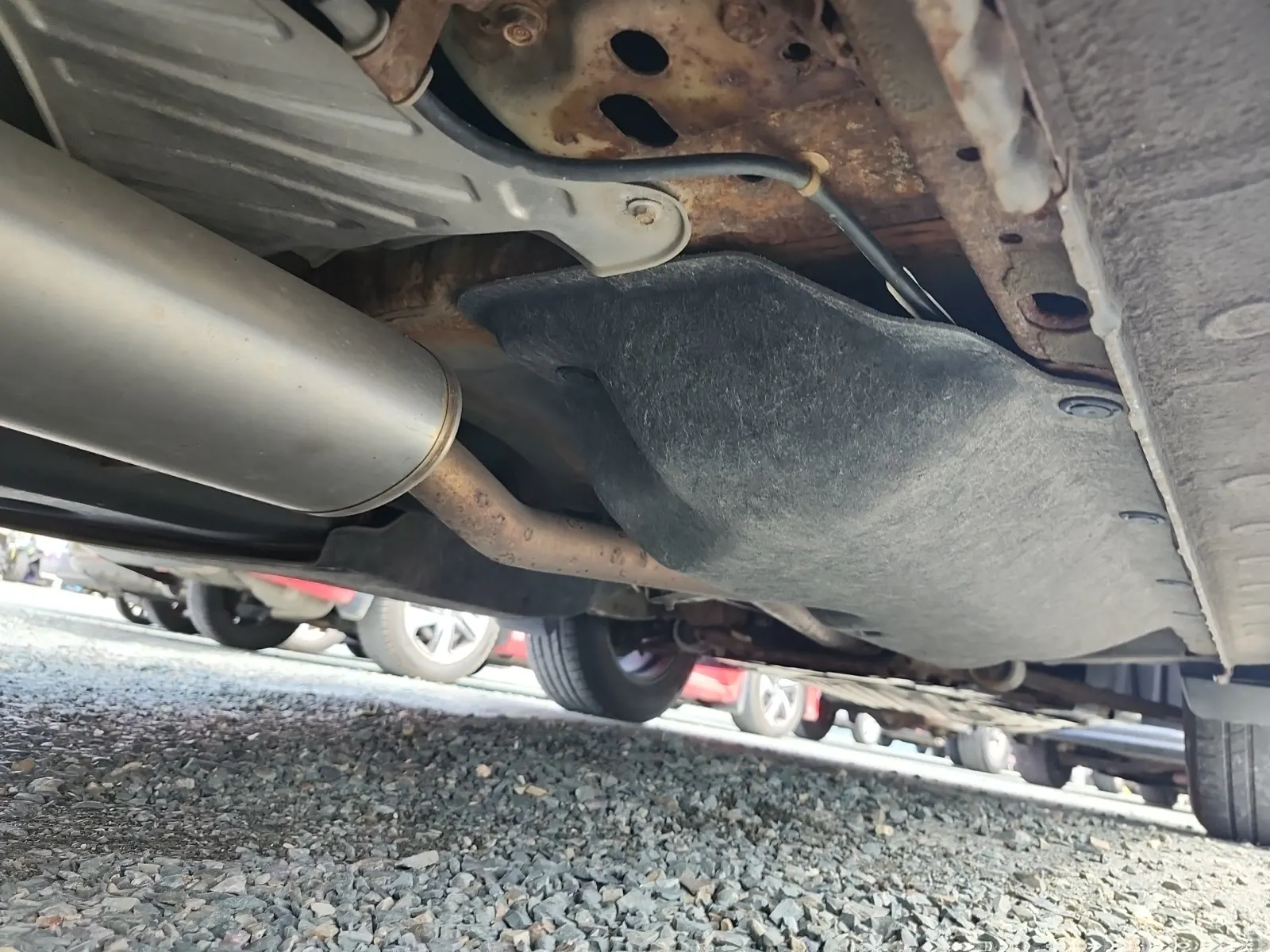 Undercarriage - Passenger Photo