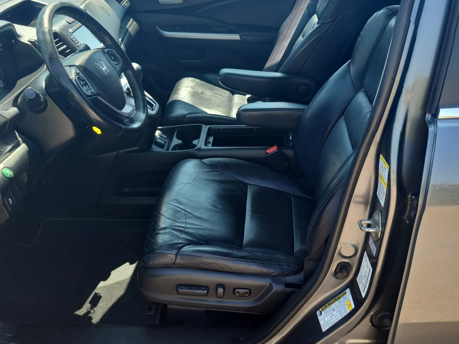 Front Interior Photo