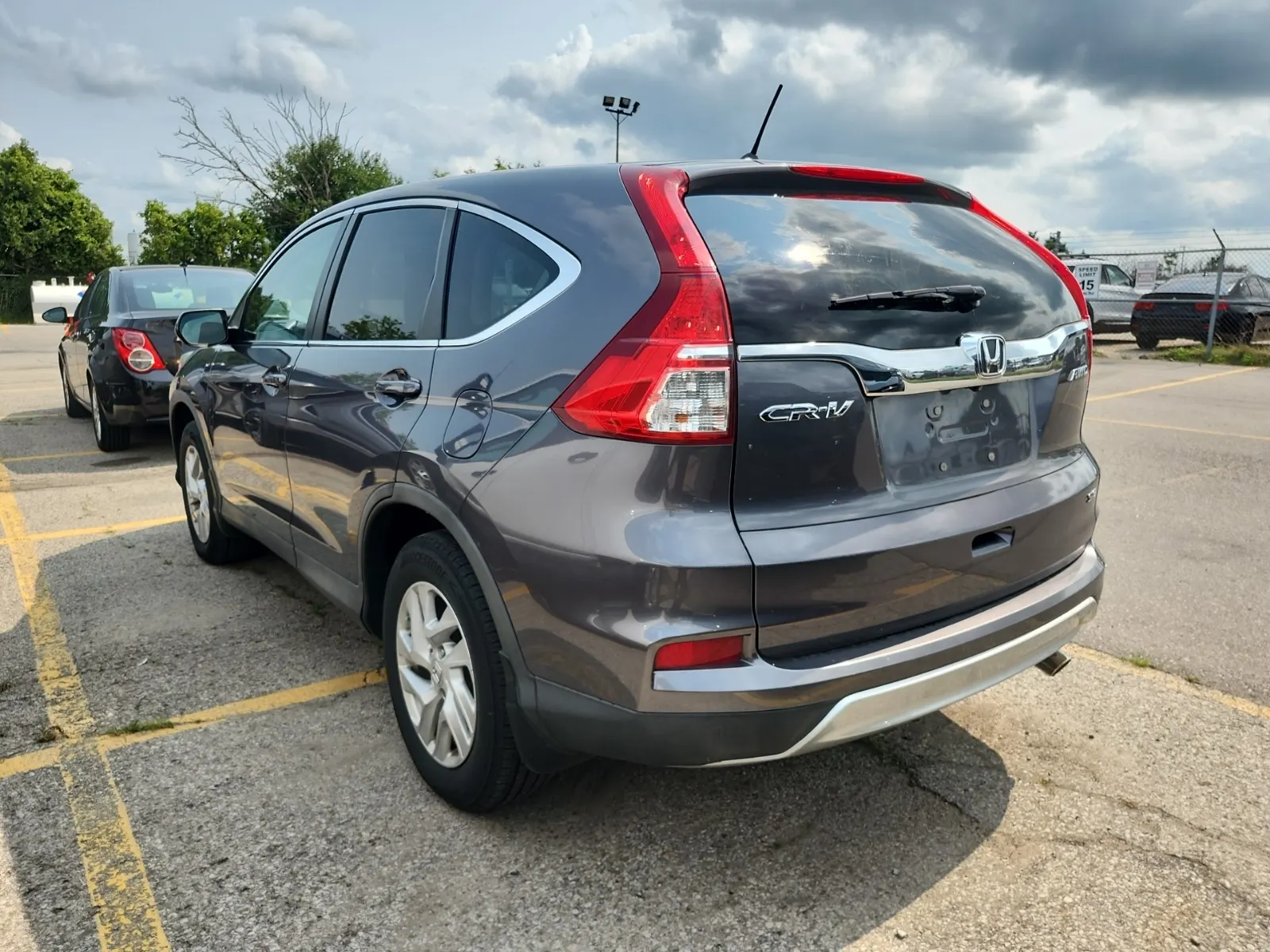 Driver Rear 3/4 Photo