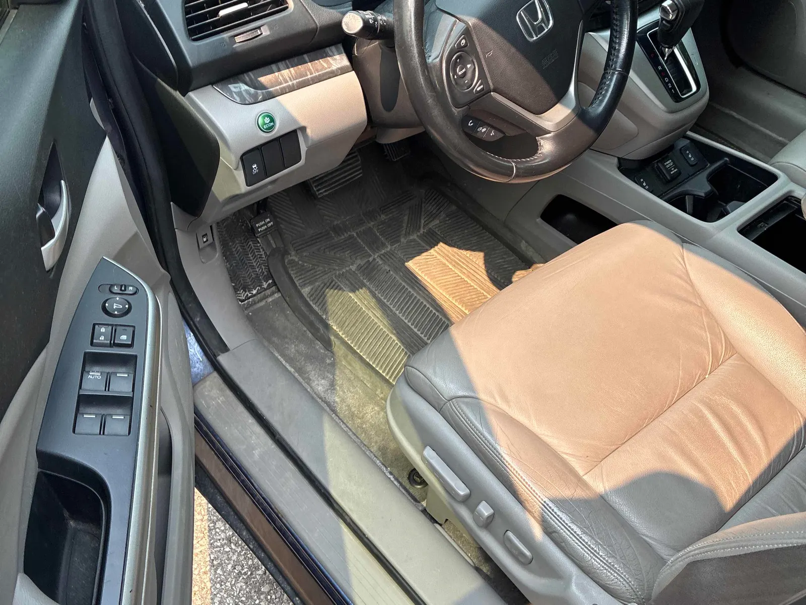 Interior driver side