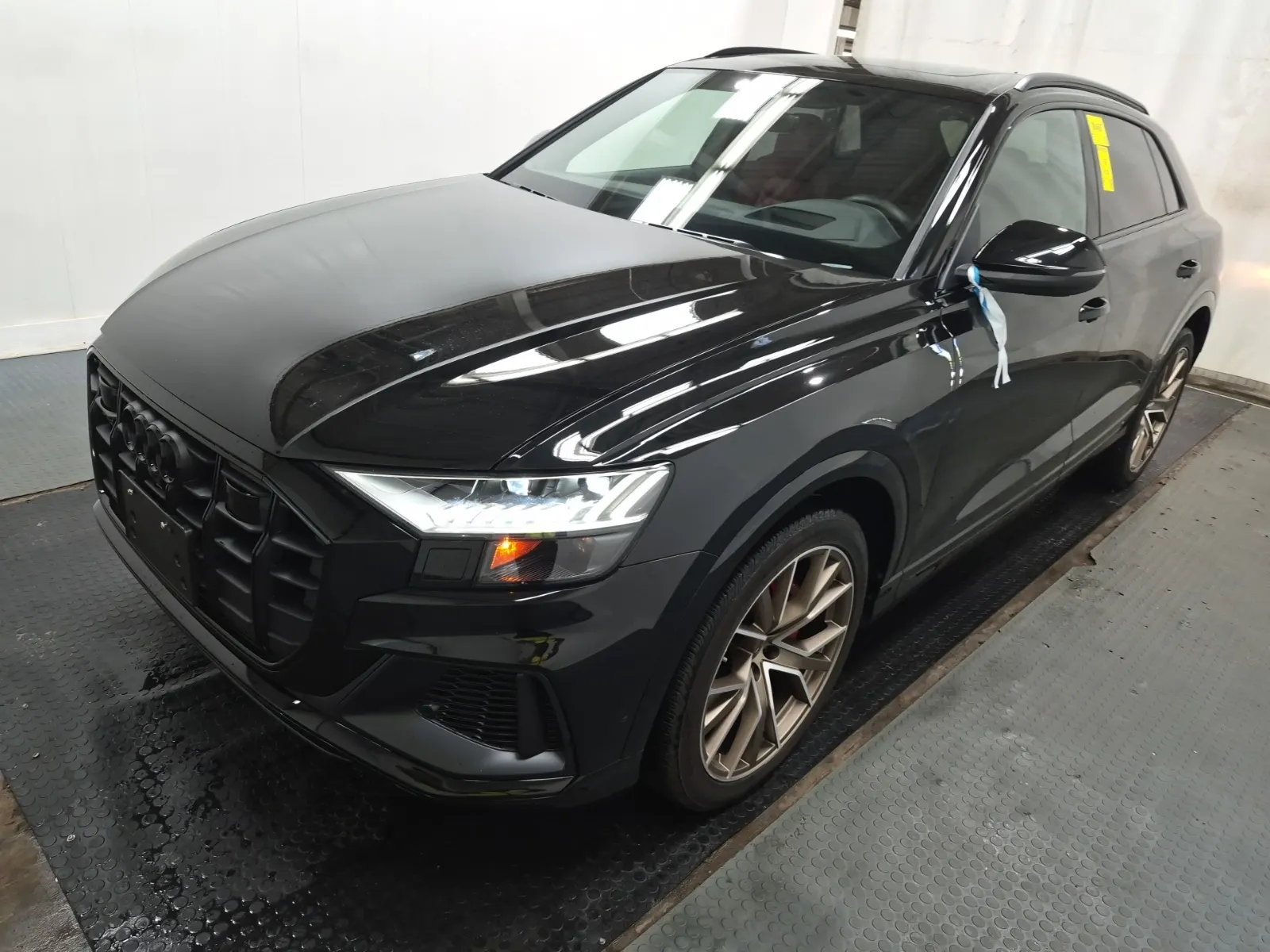 2023 Audi SQ8