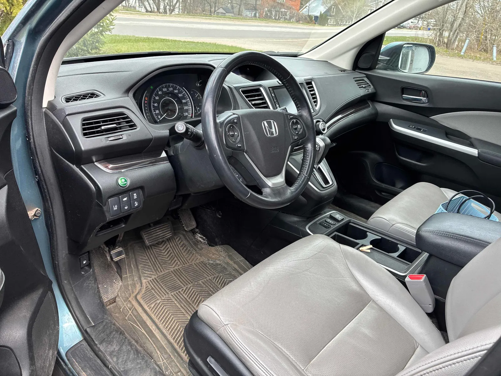 Interior driver side