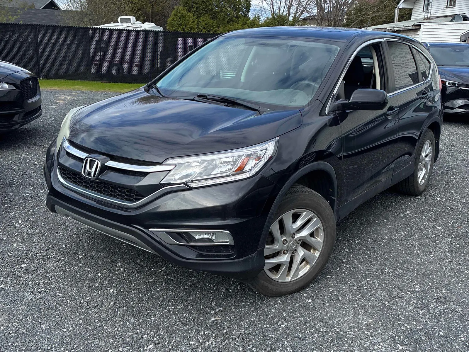 3/4 Front (Main image)