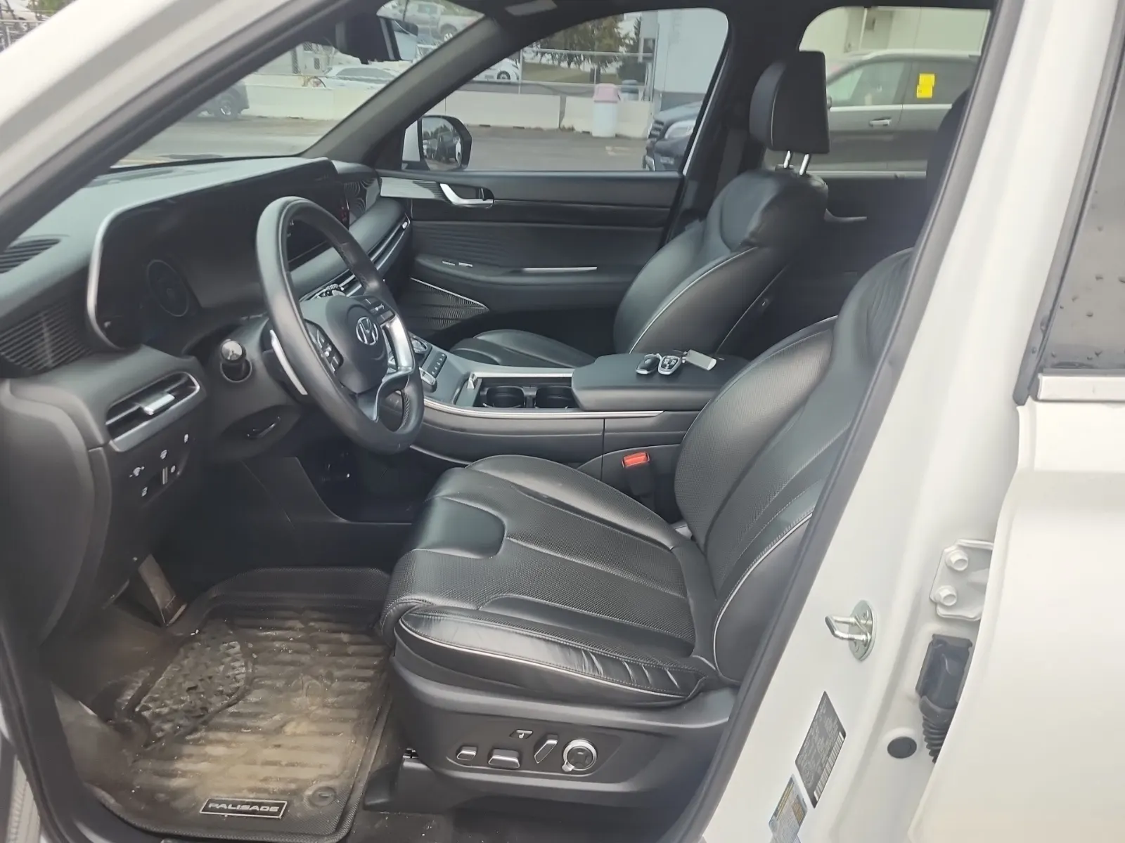 Front Interior Photo