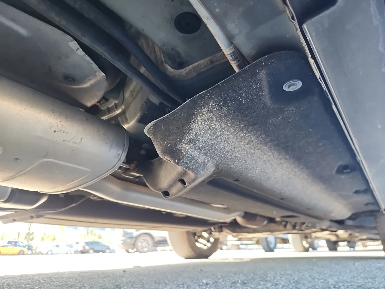 Undercarriage - Passenger Photo