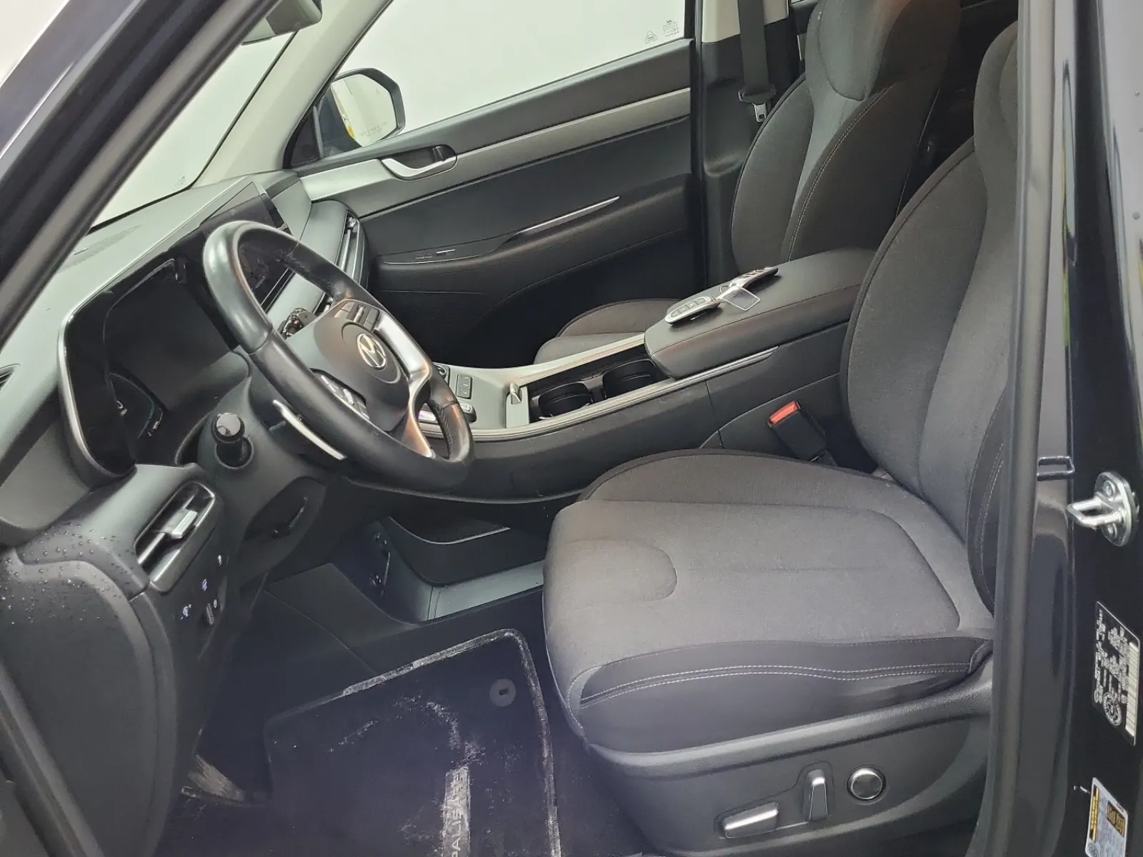 Front Interior Photo