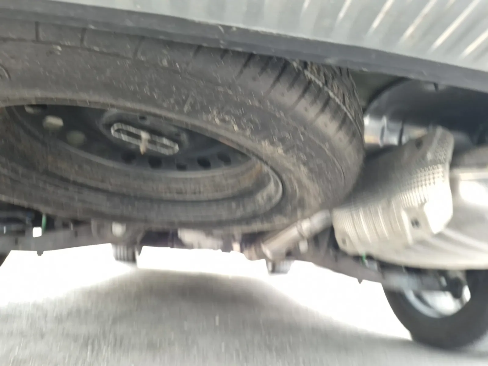 Spare Tire & Wheel Photo