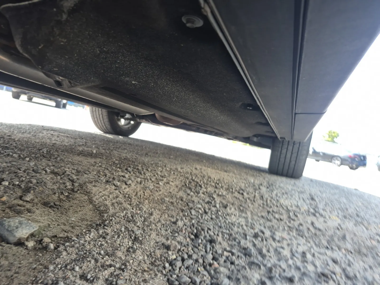 Undercarriage - Passenger Photo