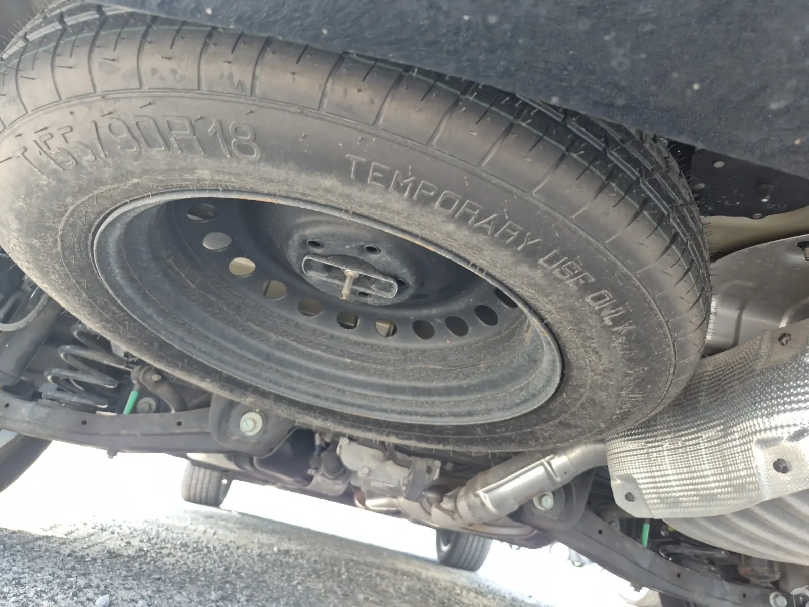 Spare Tire & Wheel Photo