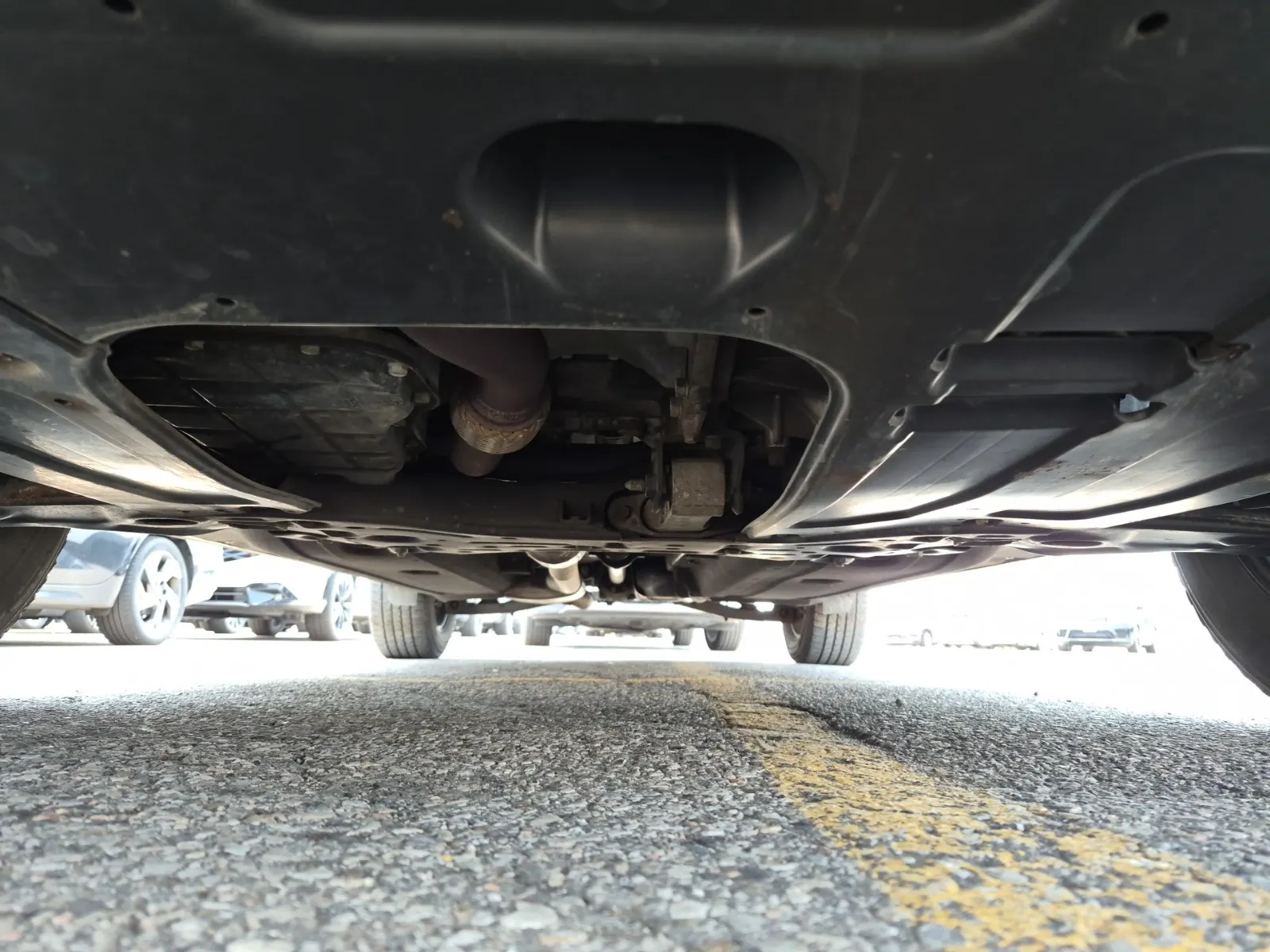 Undercarriage - Front Photo