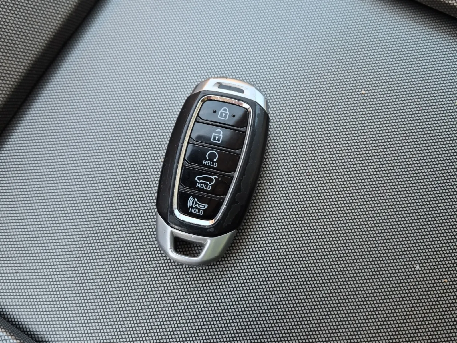 Keys/Fobs/Manual Photo