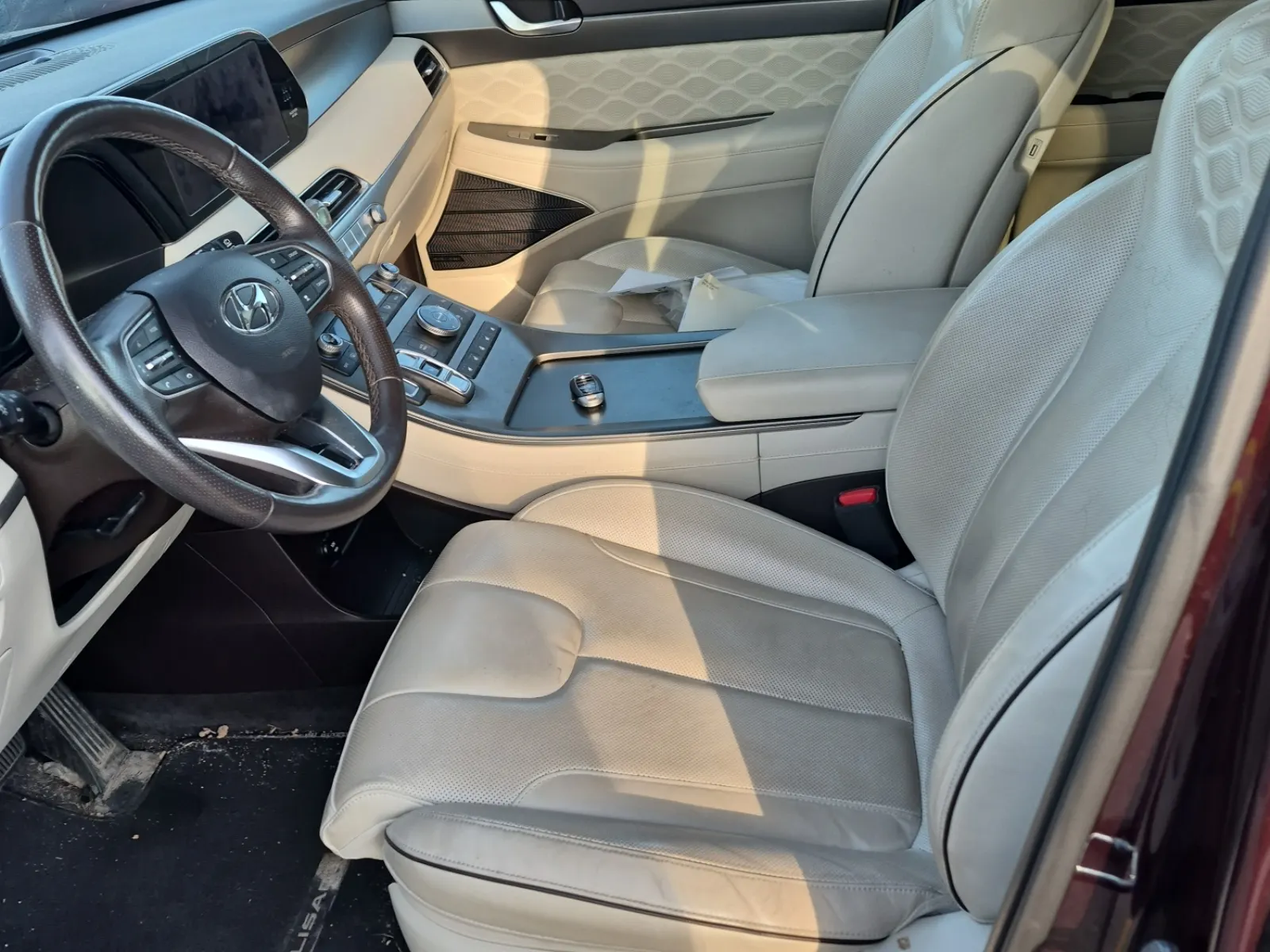 Front Interior Photo